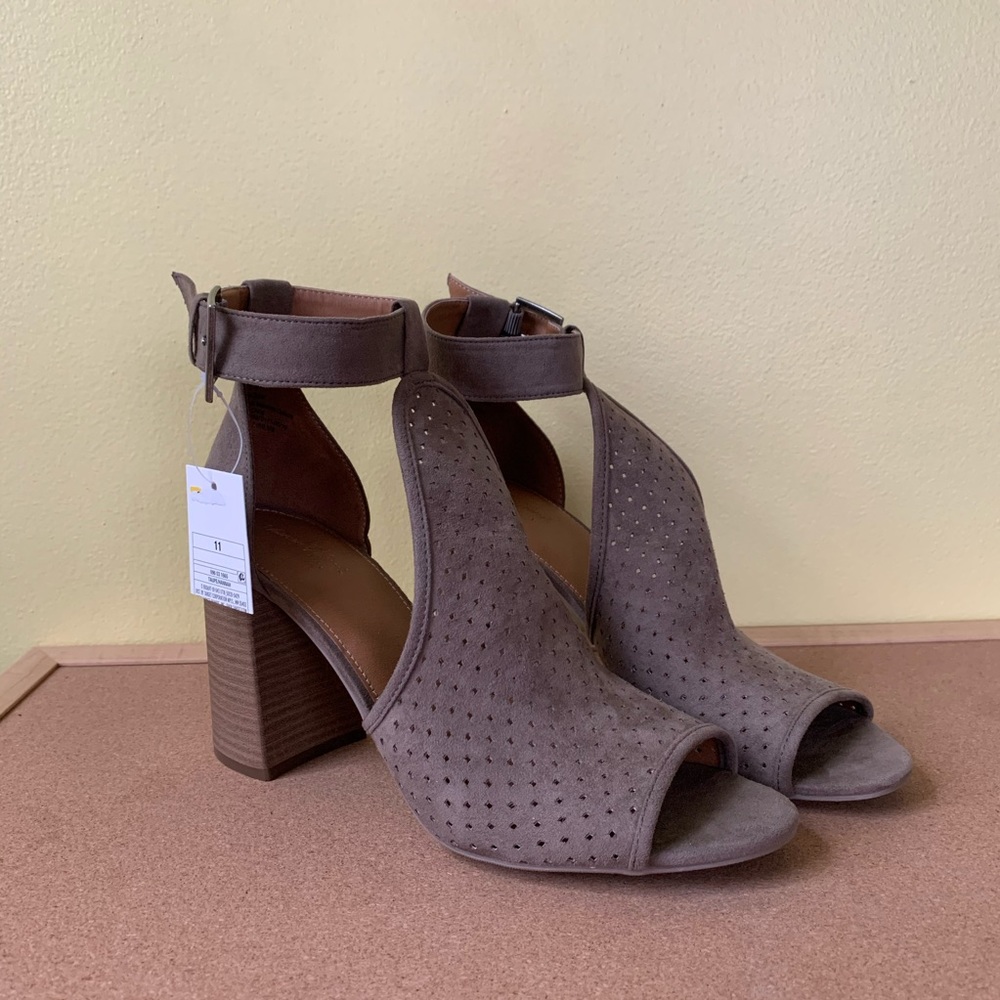 Suede summer cut out heels tan shoes